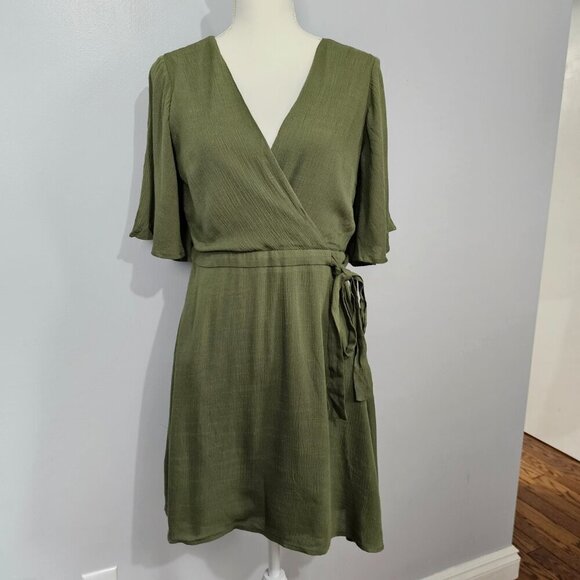 Lost & Wander Baja New Tie Waist Flutter Short Sleeve V Neck Olive Dress - Picture 11 of 12